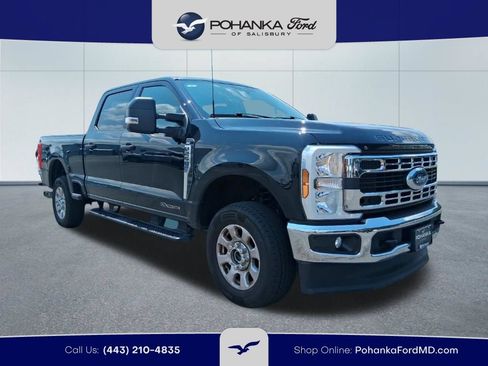 Used 2024 Ford F250 XLT AWD/4WD image 3