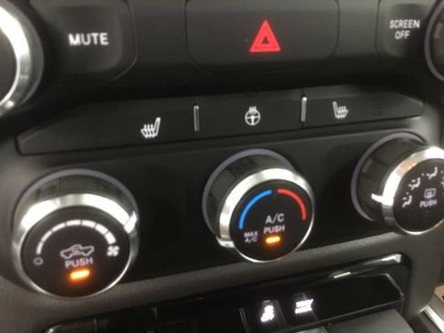 Used 2019 RAM 2500 Big Horn AWD/4WD image 26