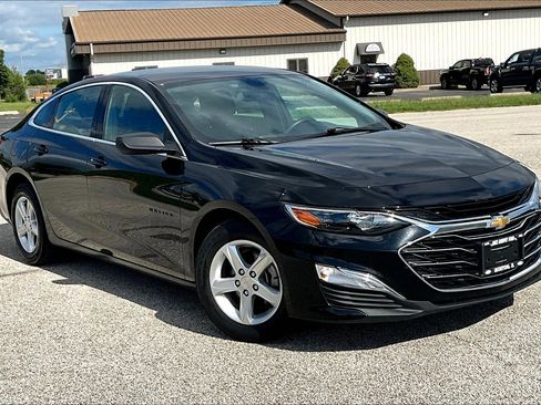 Used 2020 Chevrolet Malibu LS image 37