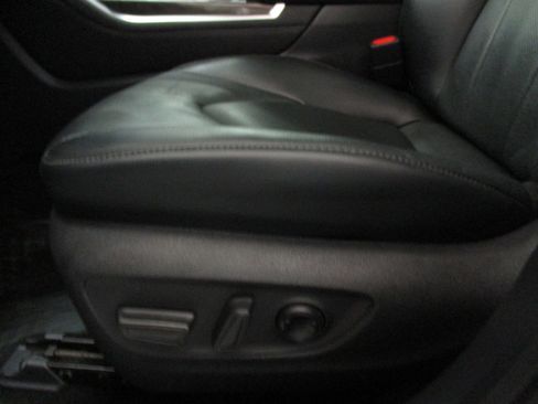 Used 2022 Toyota Highlander Limited image 22