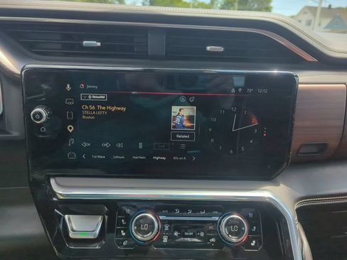 Certified 2023 GMC Sierra 1500 Denali Ultimate AWD/4WD image 28