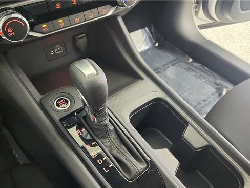 Used 2022 Nissan Sentra S image 27