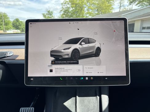 Used 2022 Tesla Model Y Performance AWD/4WD image 18