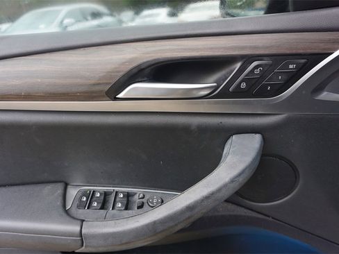 Used 2019 BMW X3 sDrive30i w/ M Sport Package image 4