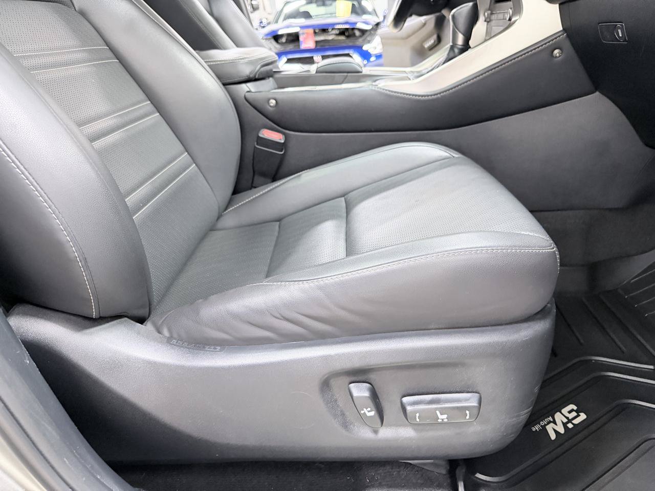Used 2018 Lexus NX 300 AWD w/ Premium Package image 36
