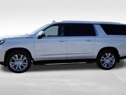 Certified 2024 Chevrolet Suburban High Country w/ Max Trailering Package image 5