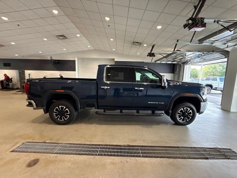 Used 2020 GMC Sierra 2500 SLT w/ Gooseneck/5TH Wheel Package AWD/4WD image 8