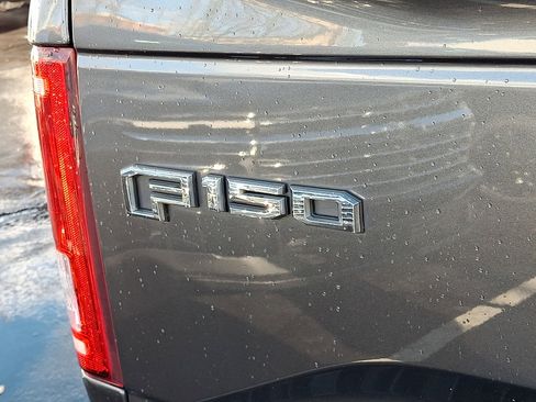 Used 2017 Ford F150 XLT w/ Equipment Group 302A Luxury image 31