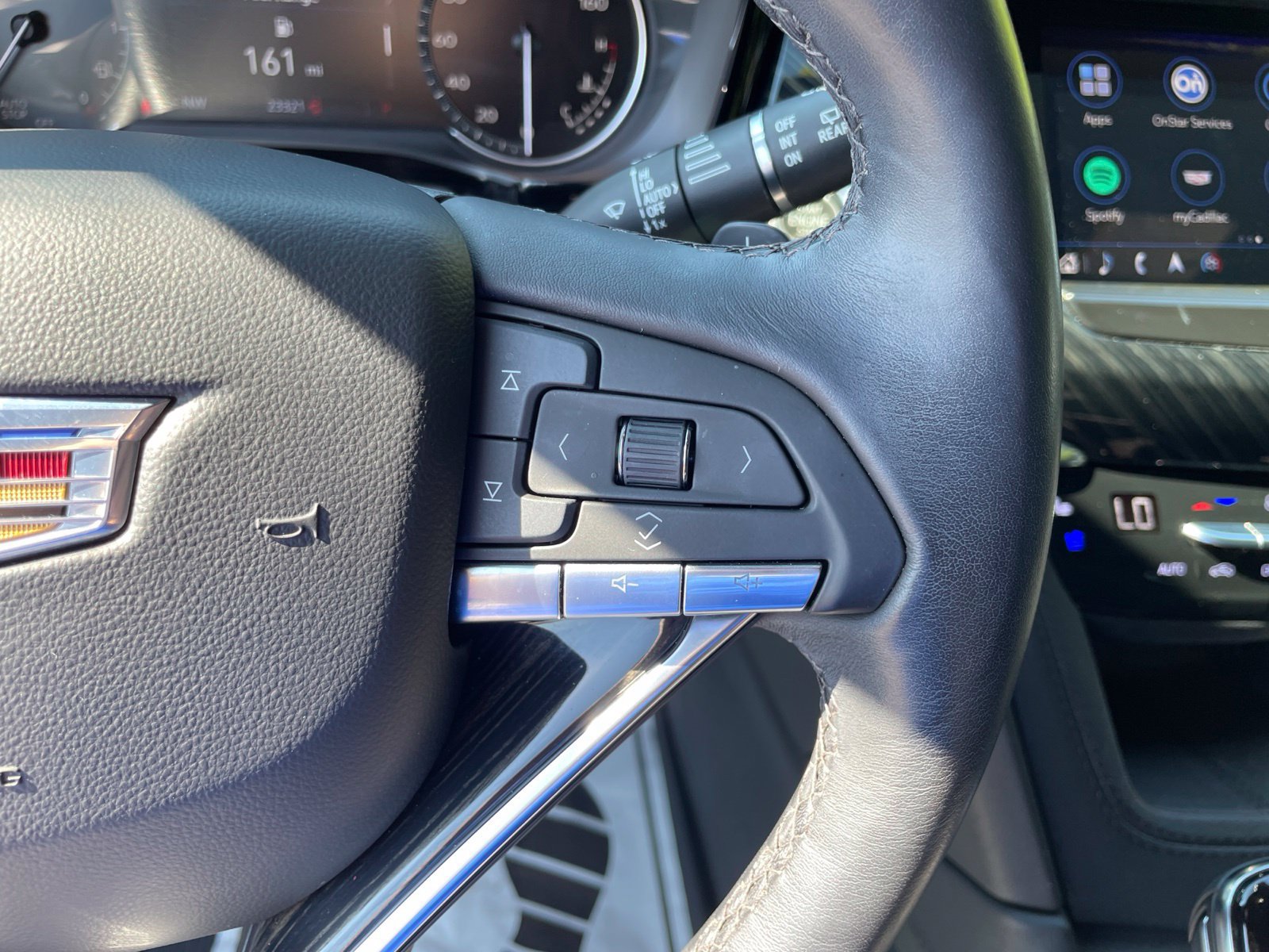 Used 2024 Cadillac XT6 Premium Luxury FWD image 19