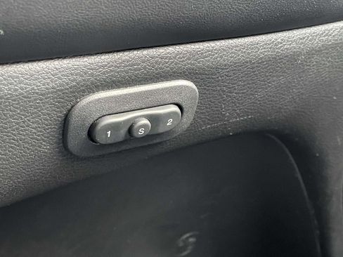 Used 2022 Jeep Grand Cherokee Limited w/ Tech Group image 13