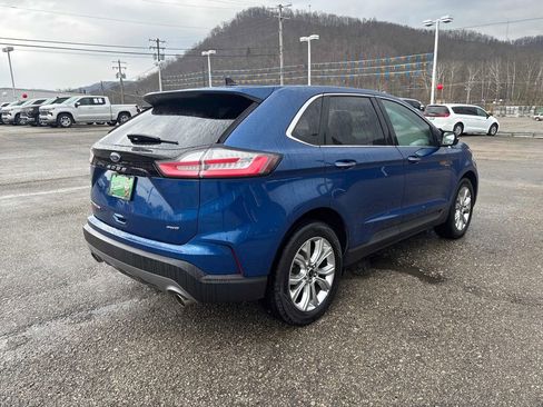 Used 2024 Ford Edge Titanium image 5