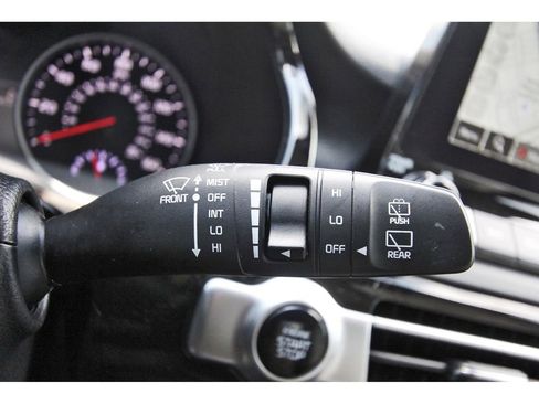 Used 2023 Kia Seltos SX w/ SX Sunroof Package AWD/4WD image 22