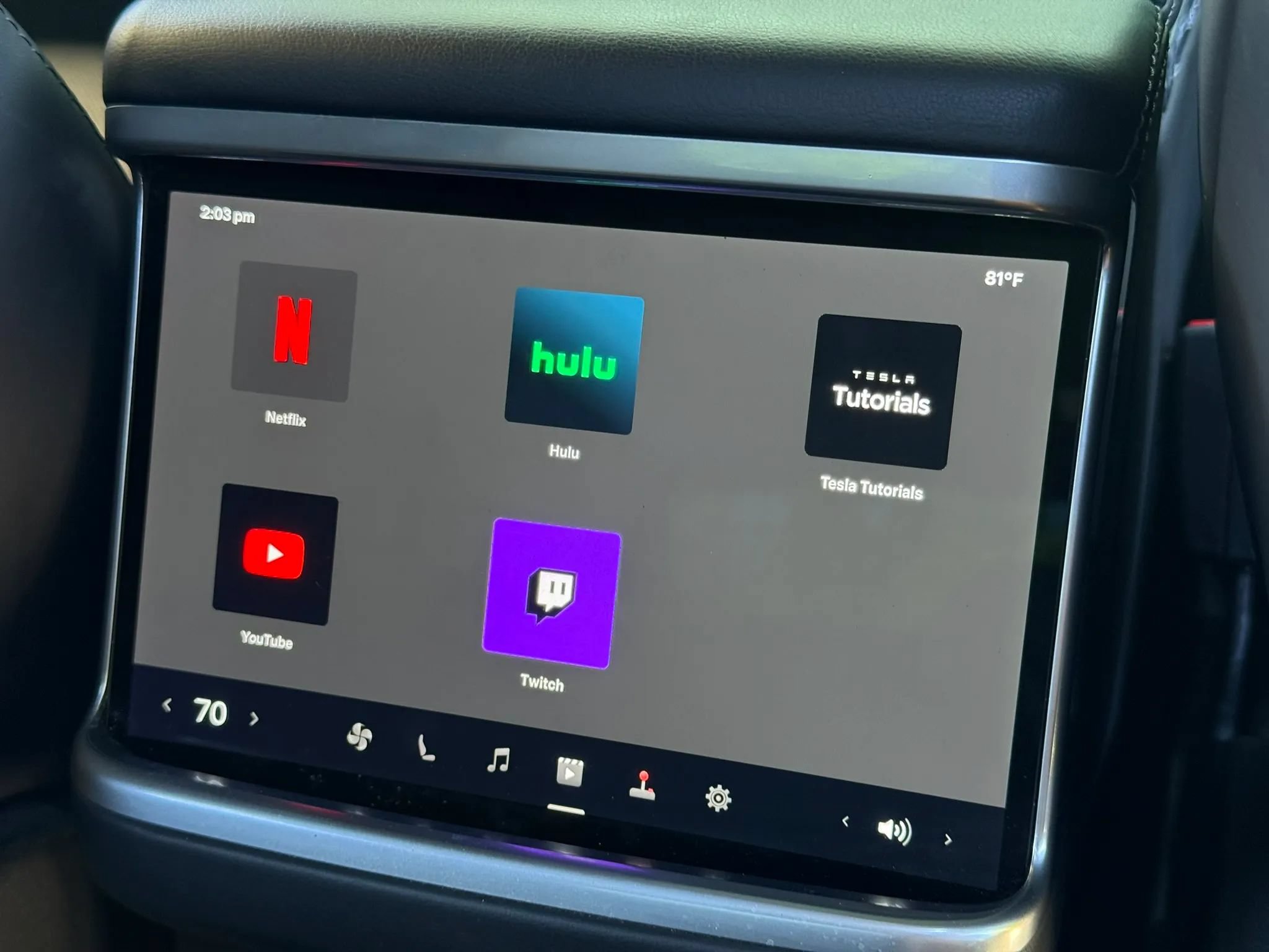 Used 2024 Tesla Model X AWD/4WD image 28