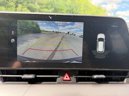 Used 2023 Kia Sportage EX FWD image 46