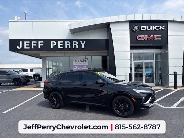Used 2025 Buick Envista Sport Touring FWD image 1