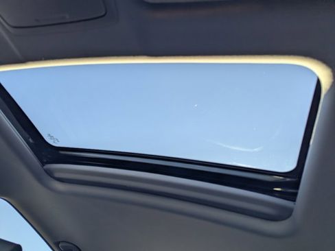 Used 2022 Honda CR-V EX-L image 27