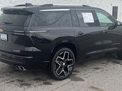 Used 2025 Chevrolet Traverse High Country w/ LPO, Floor Liner Package image 7