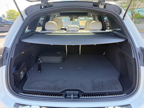 Used 2026 Mercedes-Benz GLC 350e 4MATIC image 34