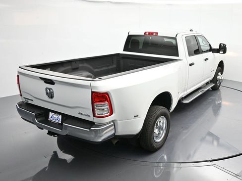 Used 2024 RAM 3500 Big Horn image 42