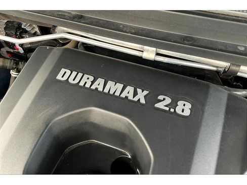 Used 2019 Chevrolet Colorado LT w/ Colorado RST Special Edition image 31