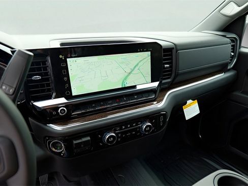 New 2026 GMC Sierra 1500 Elevation image 15