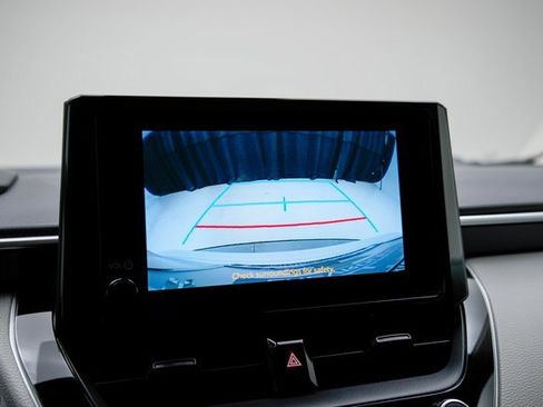 Used 2023 Toyota Corolla LE image 28