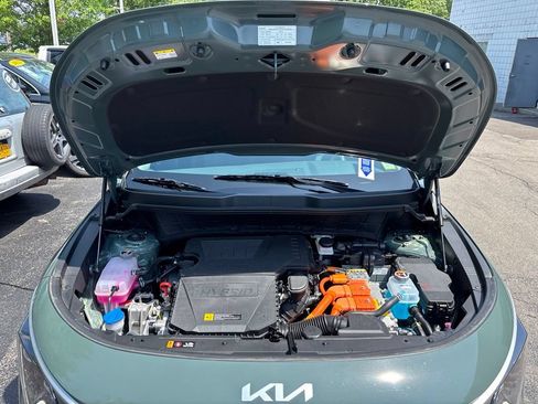 Certified 2025 Kia Niro EX w/ EX Cold Weather Package FWD image 14