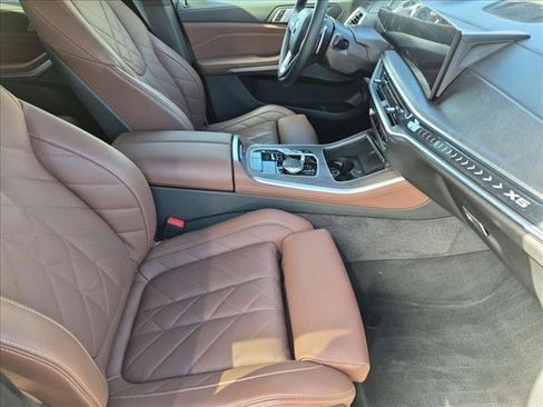 Certified 2024 BMW X5 xDrive40i w/ Premium Package AWD/4WD image 23