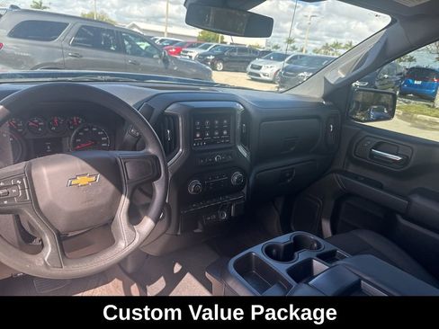 Used 2022 Chevrolet Silverado 1500 Custom image 5