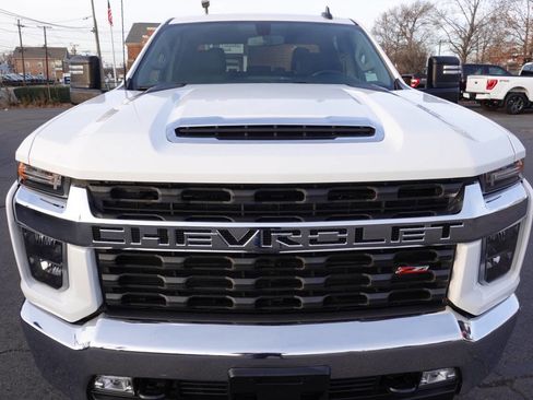 Used 2023 Chevrolet Silverado 2500 LT w/ Convenience Package image 6