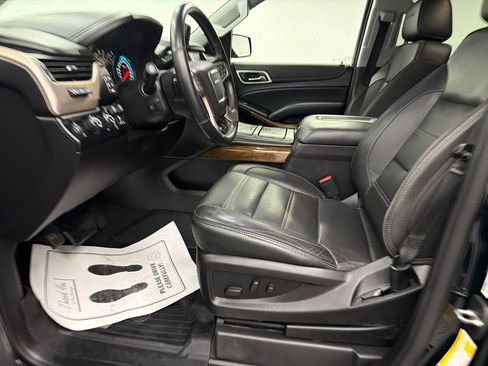 Used 2019 GMC Yukon Denali AWD/4WD image 10