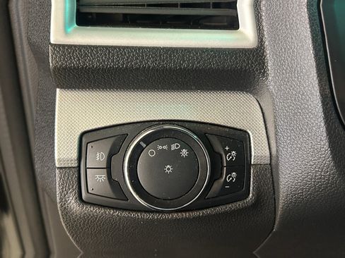 Used 2014 Ford Explorer XLT w/ Equipment Group 201A FWD image 23