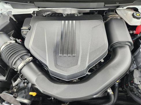 New 2026 Chevrolet Traverse LT w/ Driver Confidence Package FWD image 22