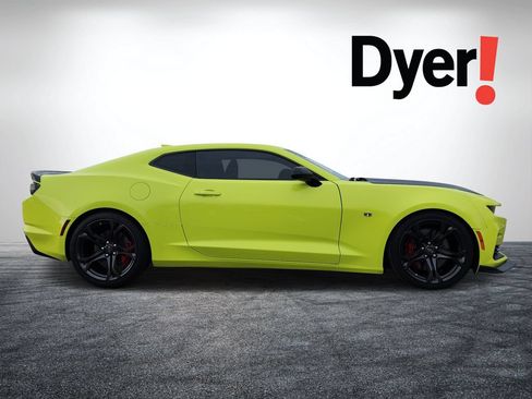 Certified 2020 Chevrolet Camaro SS RWD image 2