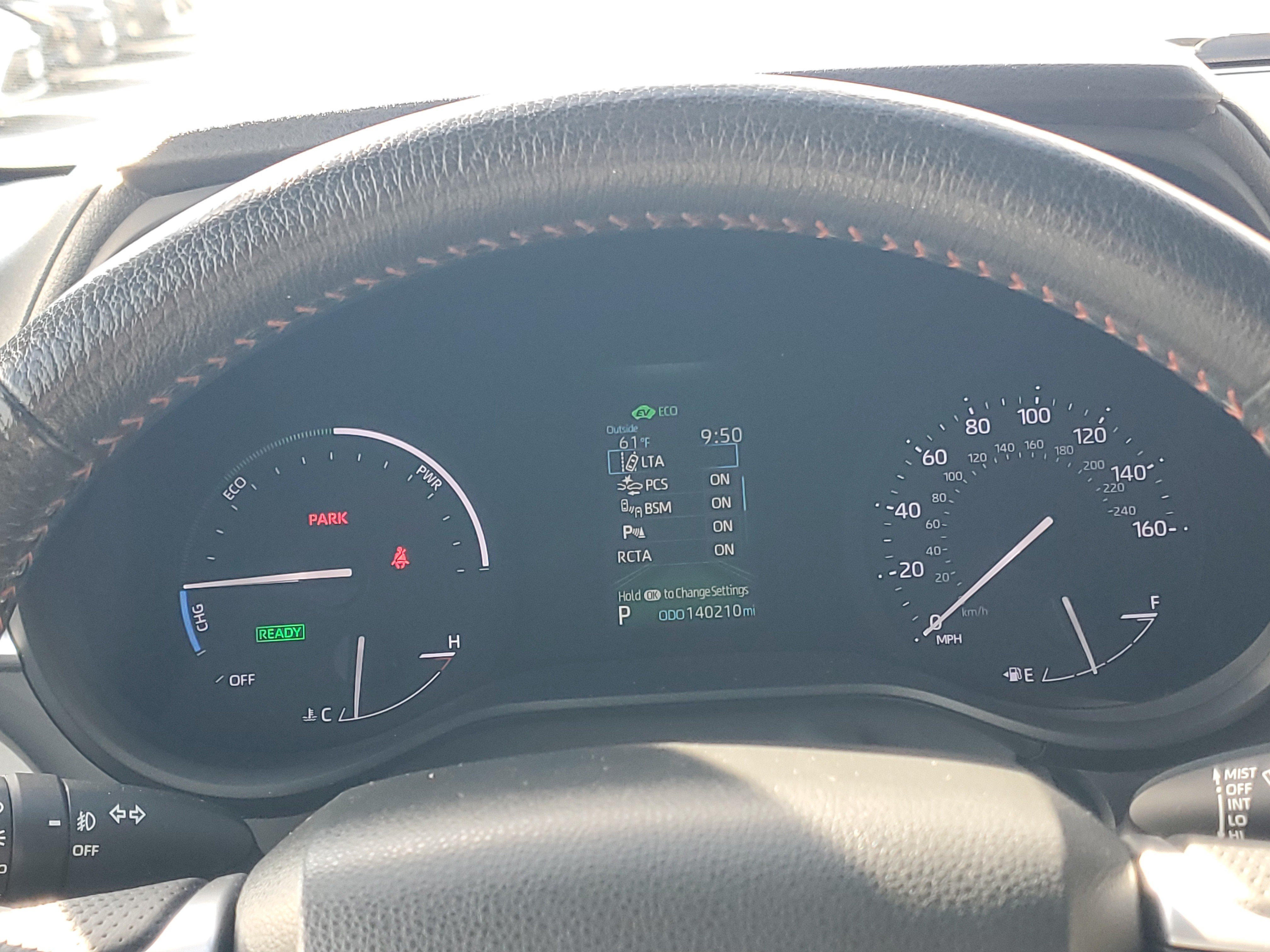 Used 2023 Toyota Sienna XSE AWD/4WD image 28