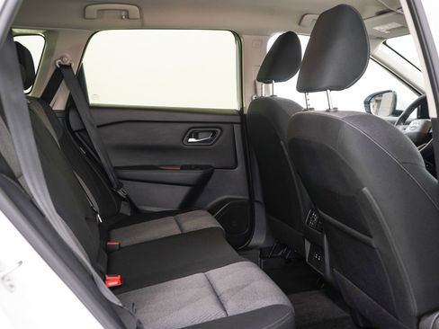 Certified 2026 Nissan Rogue SV AWD/4WD image 14