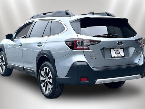 Certified 2024 Subaru Outback Limited AWD/4WD image 4