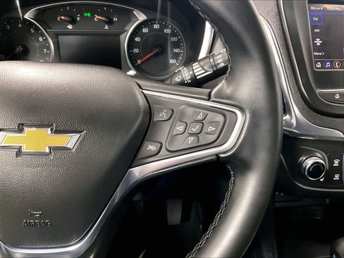 Used 2024 Chevrolet Equinox LT image 23