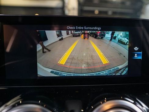 Certified 2023 Mercedes-Benz GLA 250 4MATIC image 24