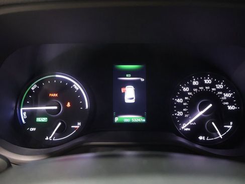 Used 2024 Toyota Sienna XLE image 37