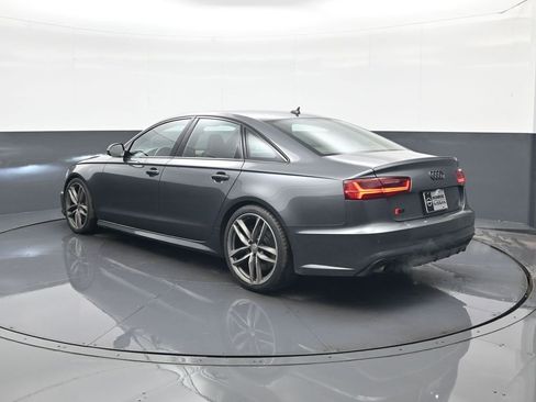 Used 2017 Audi S6 Prestige w/ Prestige Package image 5
