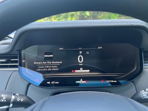 New 2025 Land Rover Range Rover SE image 13