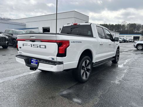 Used 2023 Ford F150 Lightning Platinum image 3