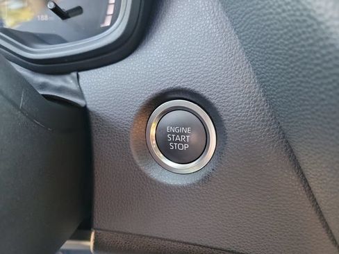 Used 2026 Toyota Corolla SE FWD image 31