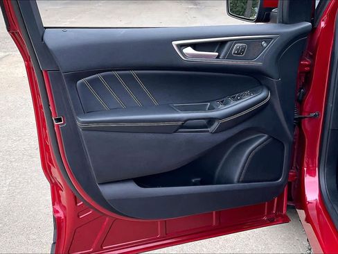 Used 2022 Ford Edge ST w/ Equipment Group 401A image 20