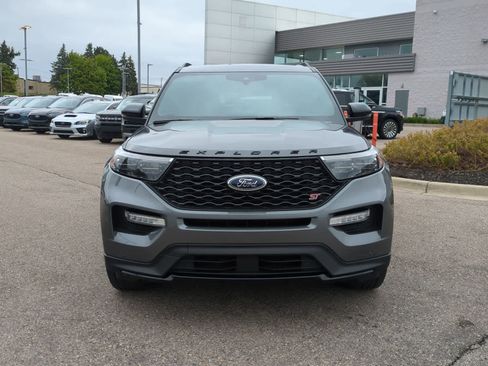 Used 2023 Ford Explorer ST w/ Equipment Group 401A AWD/4WD image 3