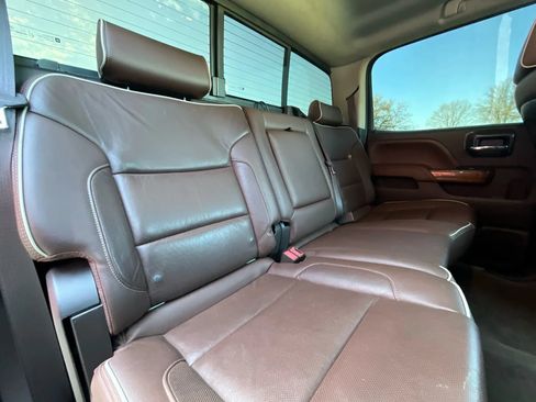 Used 2015 Chevrolet Silverado 2500 High Country w/ Duramax Plus Package AWD/4WD image 15