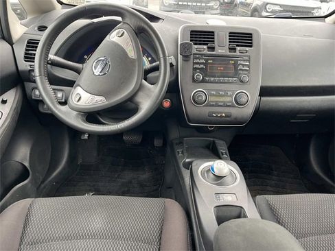 Used 2015 Nissan Leaf S w/ Charge Package image 13