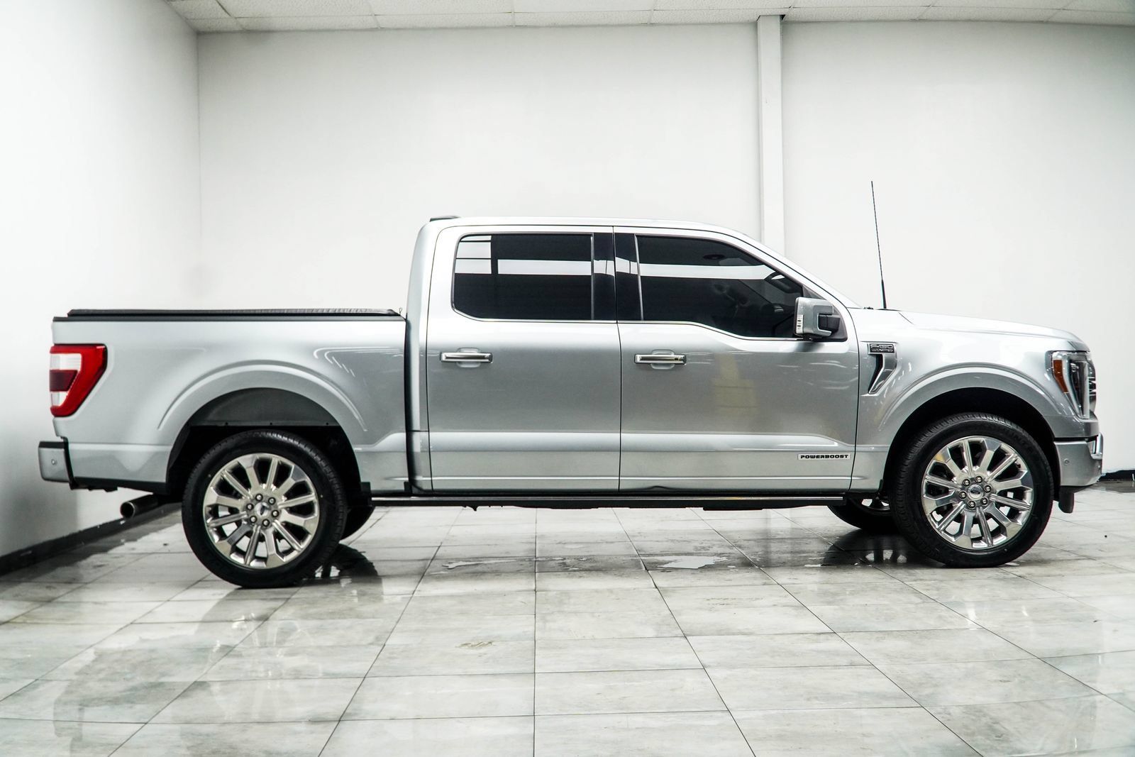Used 2023 Ford F150 Limited AWD/4WD image 7