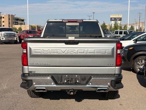Used 2023 Chevrolet Silverado 1500 LTZ w/ LTZ Convenience Package II AWD/4WD image 4